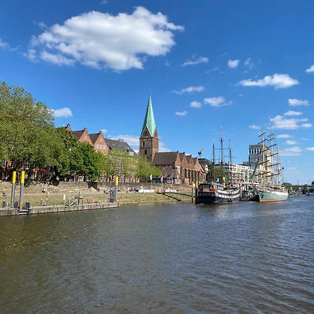 Unter Dem Dach Mit Parkplatz Apartment Bremen Exterior photo